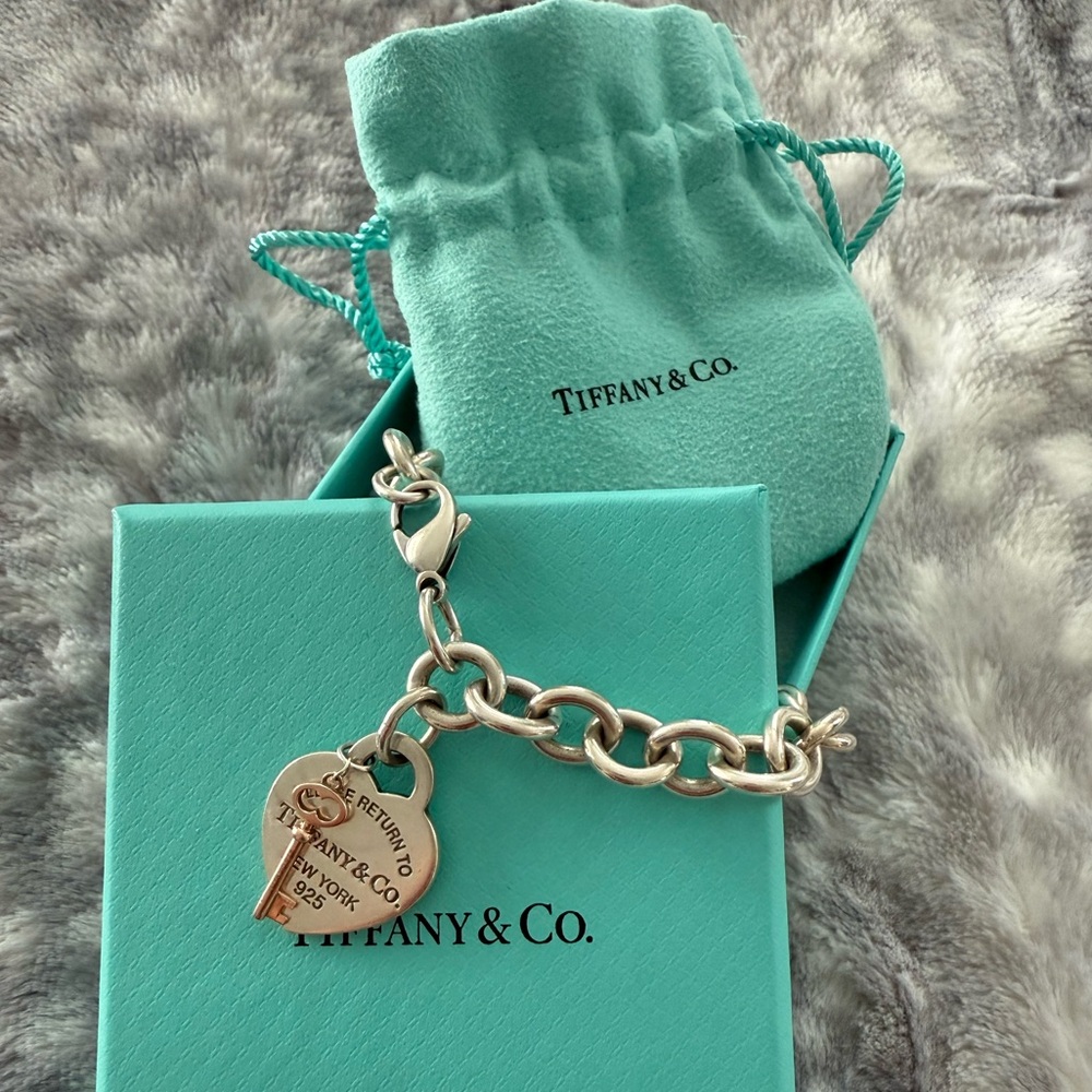 RTT heart tag with rubedo key charm bracelet.